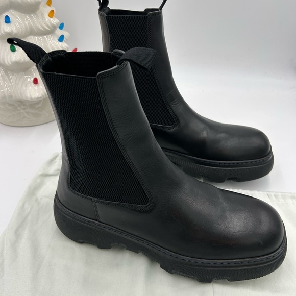 Men\'s Burberry leather Chelsea boots size 43 made in Italy main image 2